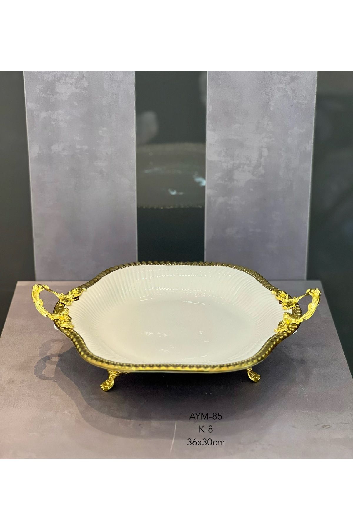 decovien Oval Ayaklı Sunum  36*30 cm Krem Gold