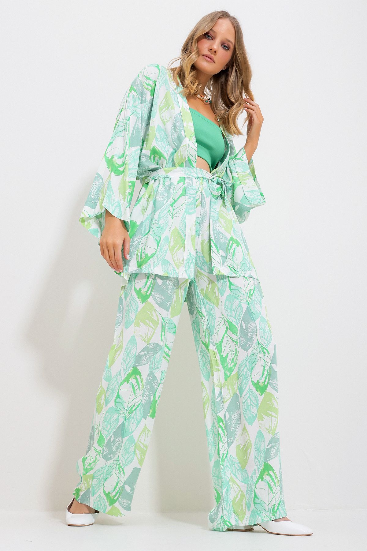 Trend Alaçatı Stili Kadın Yeşil Kimono Ceket Ve Palazzo Pantolon Takım Alc-X11750