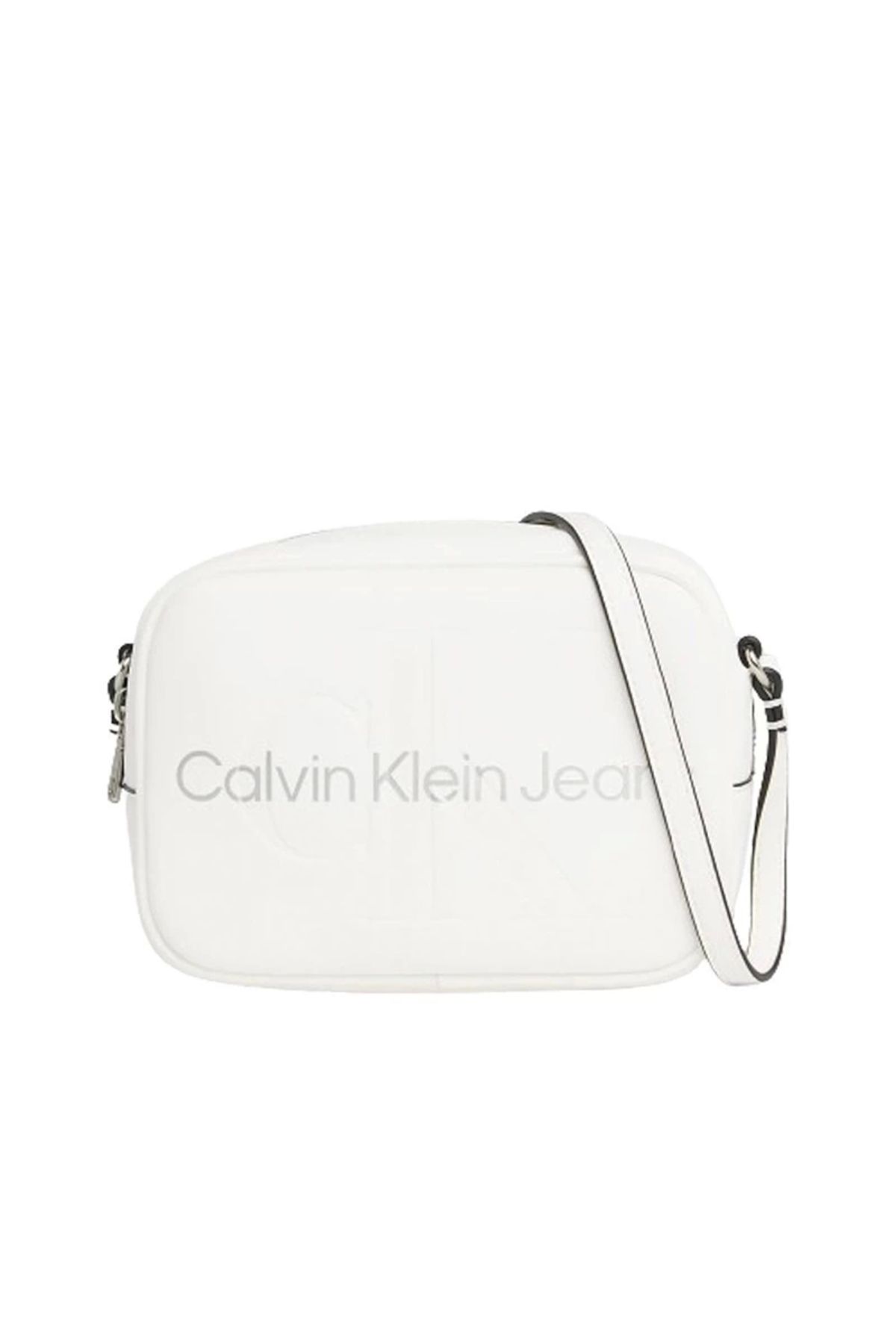 Calvin Klein Sculpted Mono Logolu Beyaz Çanta