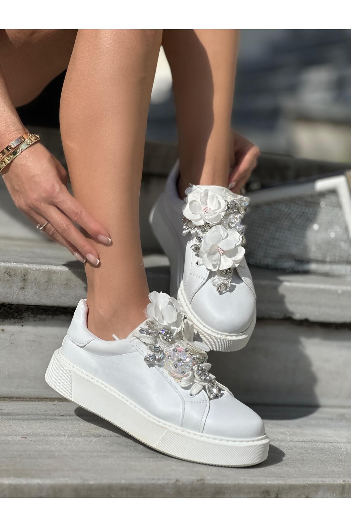 Giydim Gidiyor Flower Özel Tasarım Spor Ayakkabı Beyaz