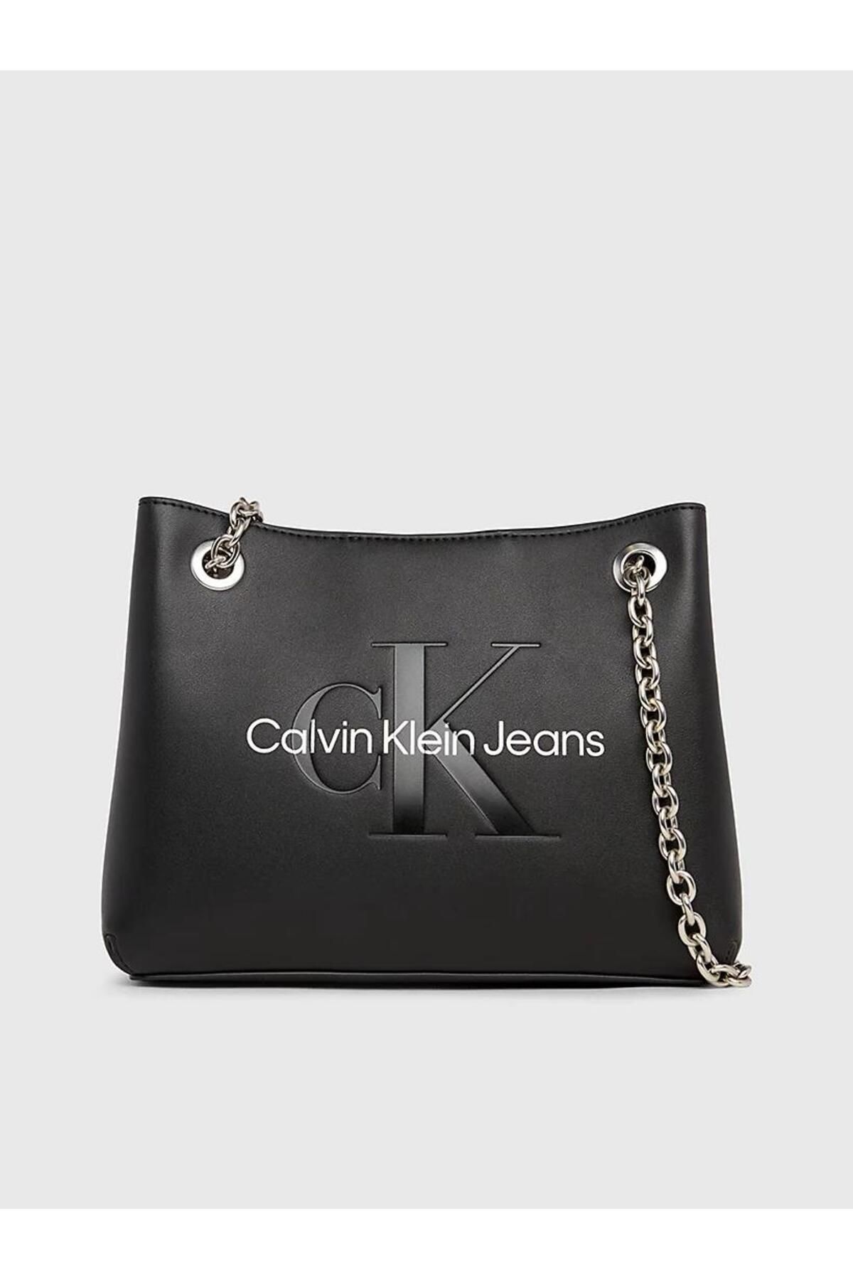 Calvin Klein Sculpted Shoulder Bag24 Mono