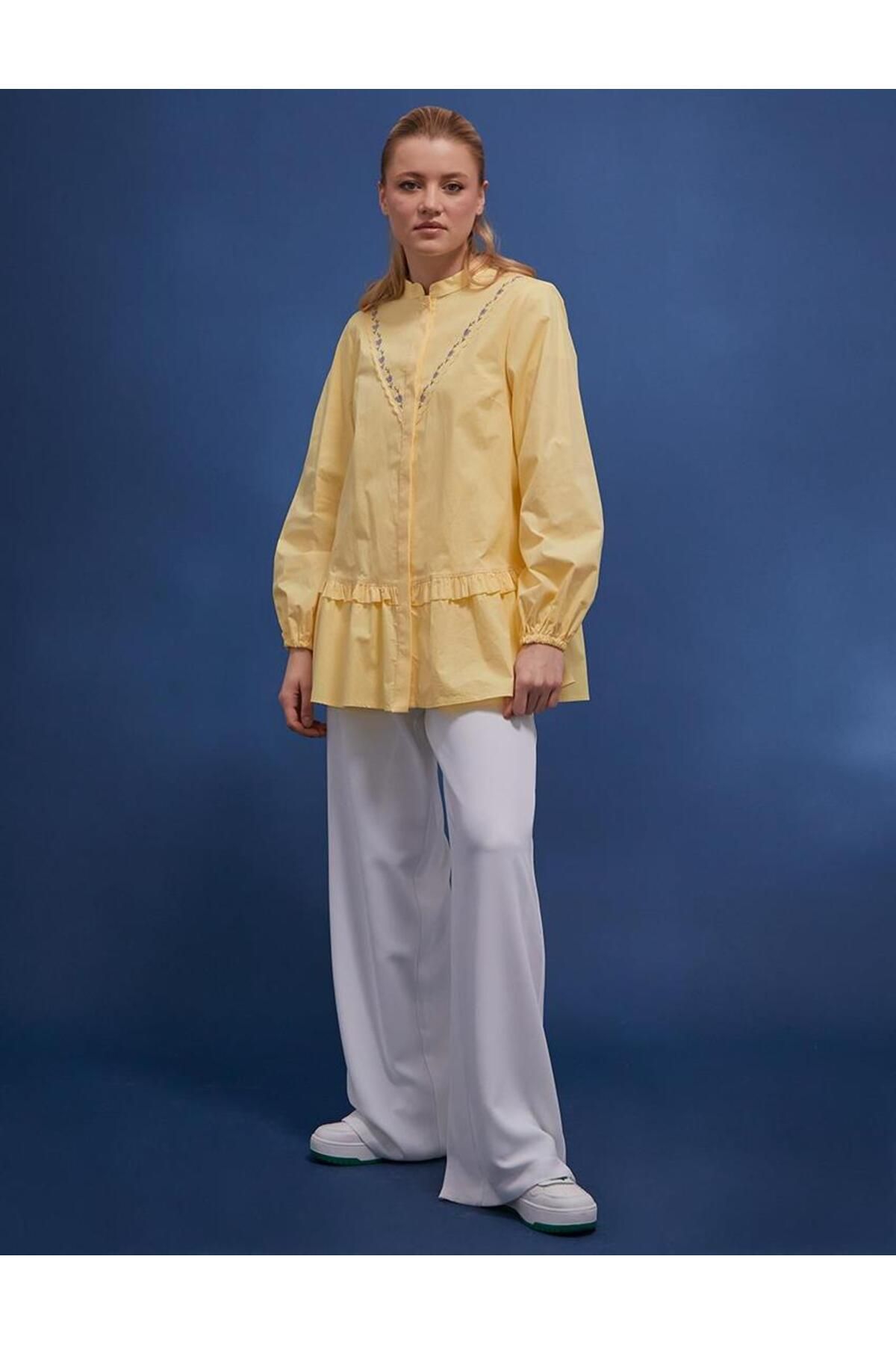 Kayra Eteği Fırfırlı I?şlemeli Açık Sarı Bluz