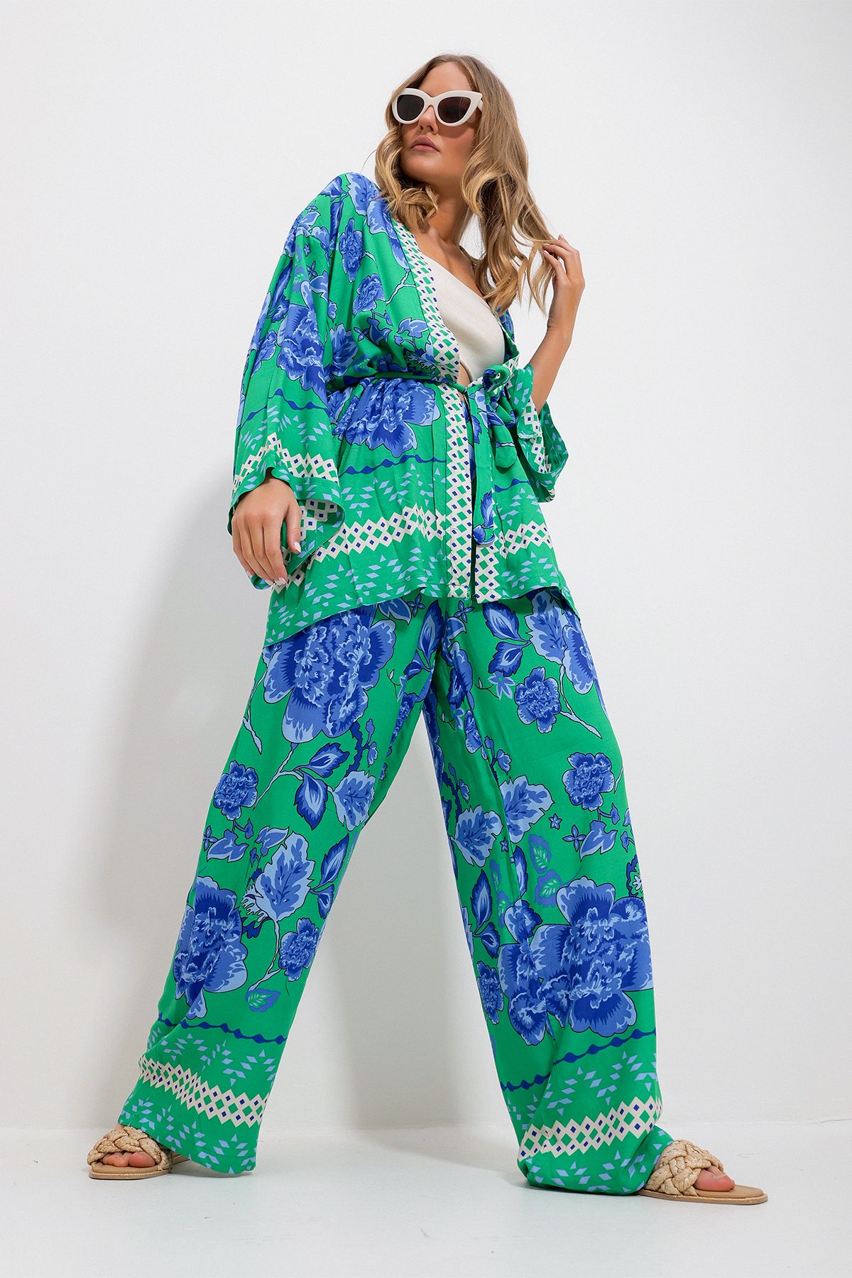 Trend Alaçatı Stili Kadın Yeşil Kimono Ceket Ve Palazzo Pantolon Takım Alc-X11751