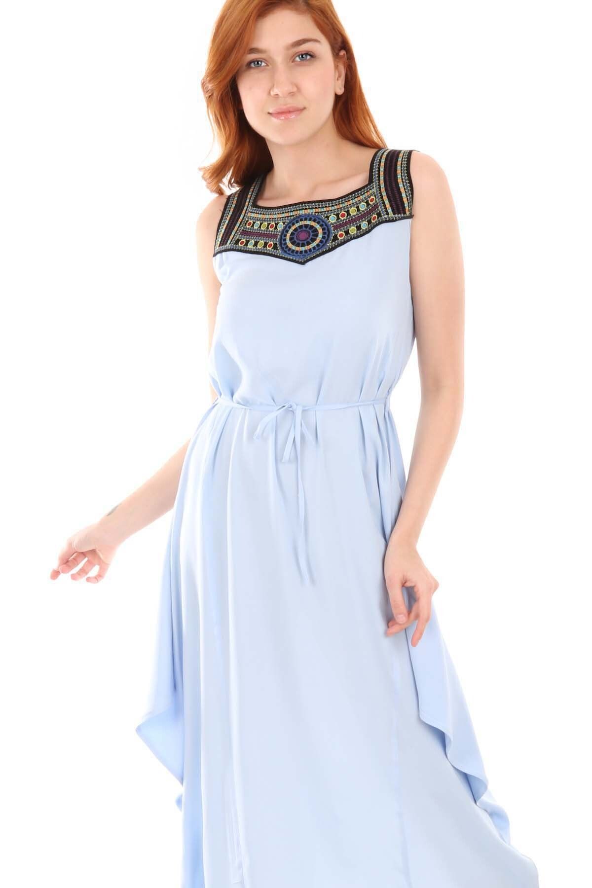 Bigdart 1512 Önü Nakışlı Elbise - Mavi