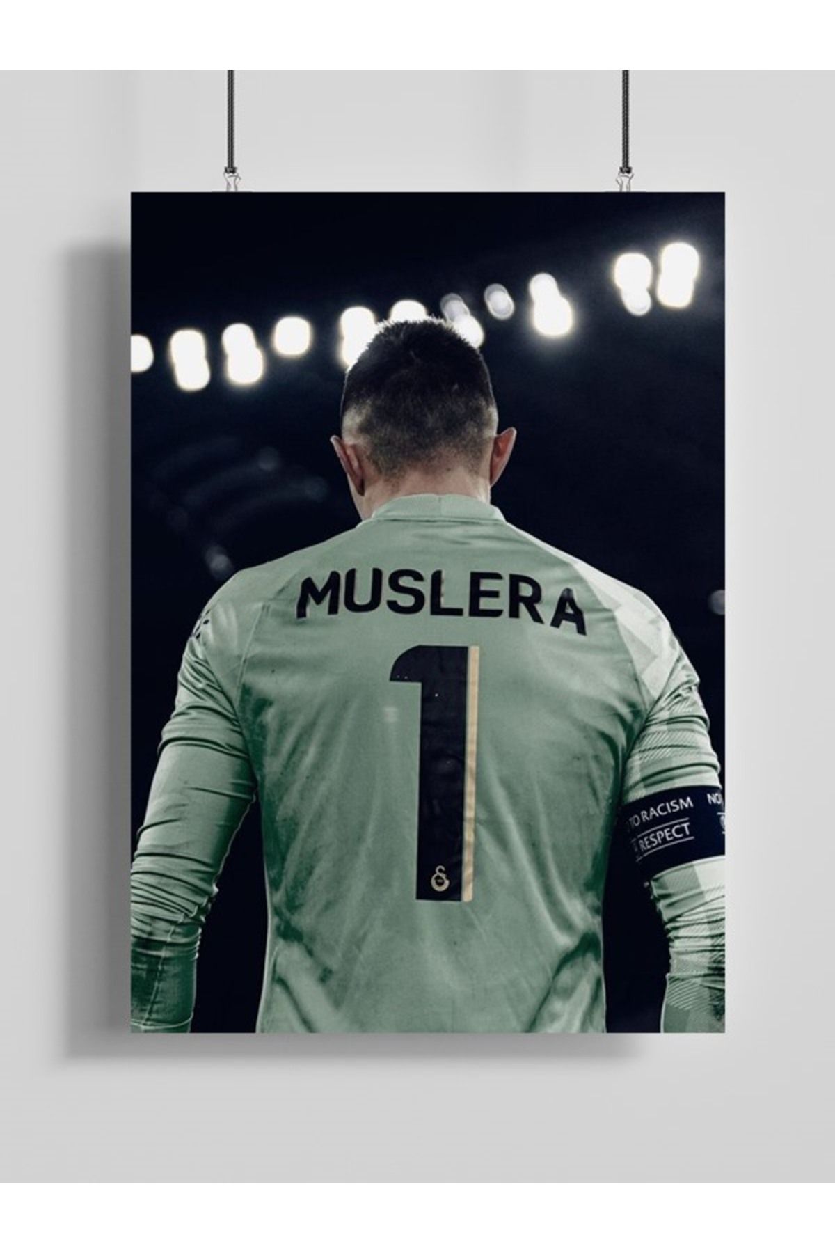 TREND Fernando Muslera Ünlü Futbolcu Posteri Çerçevesiz Parlak Fotoğraf Kağıdı