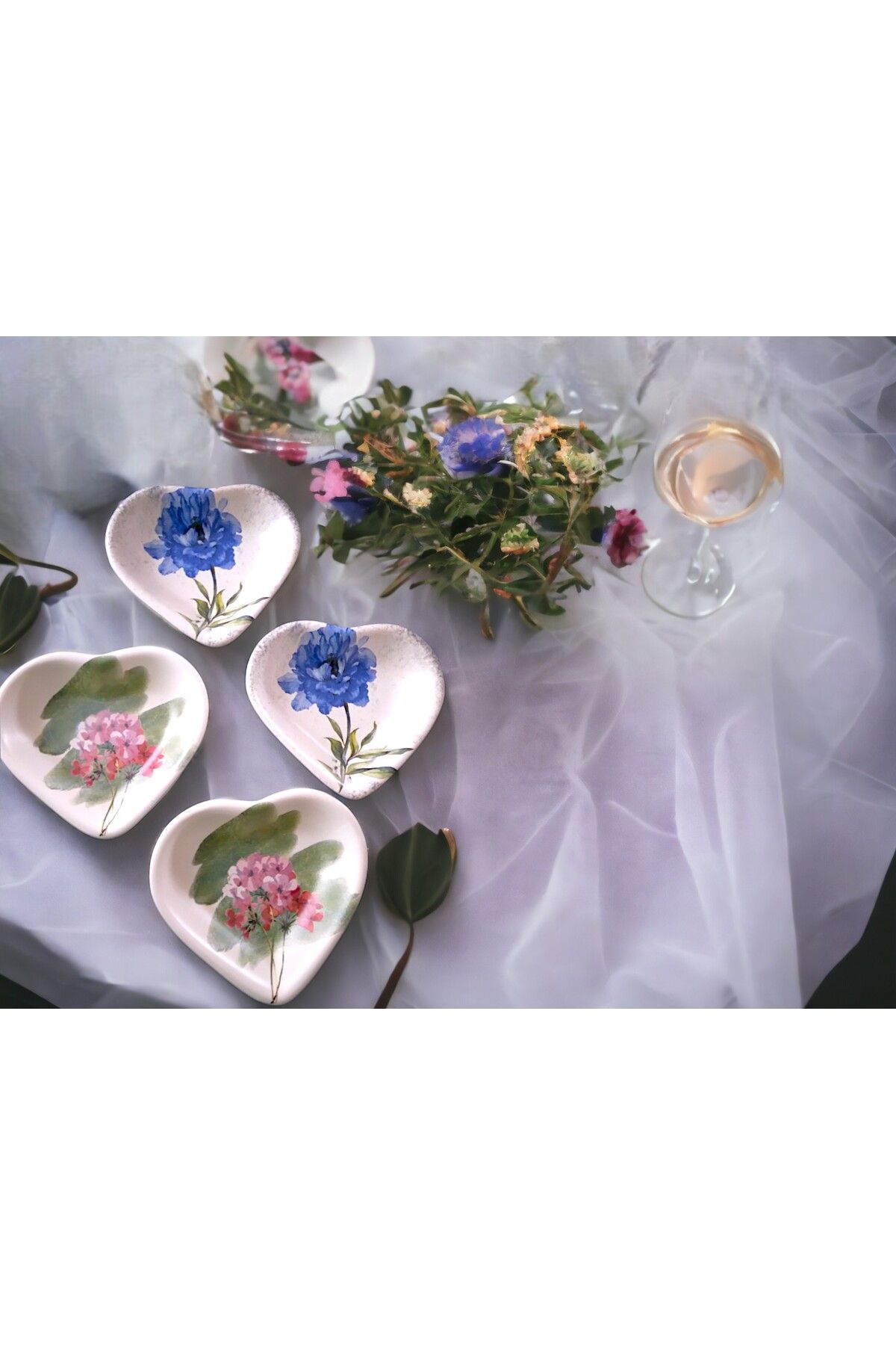 KopfkinoBaby Dekoratif çiçekli  porselen çerezlik / çerez tabağı / sosluk / kahvaltı tabağı - 4lü