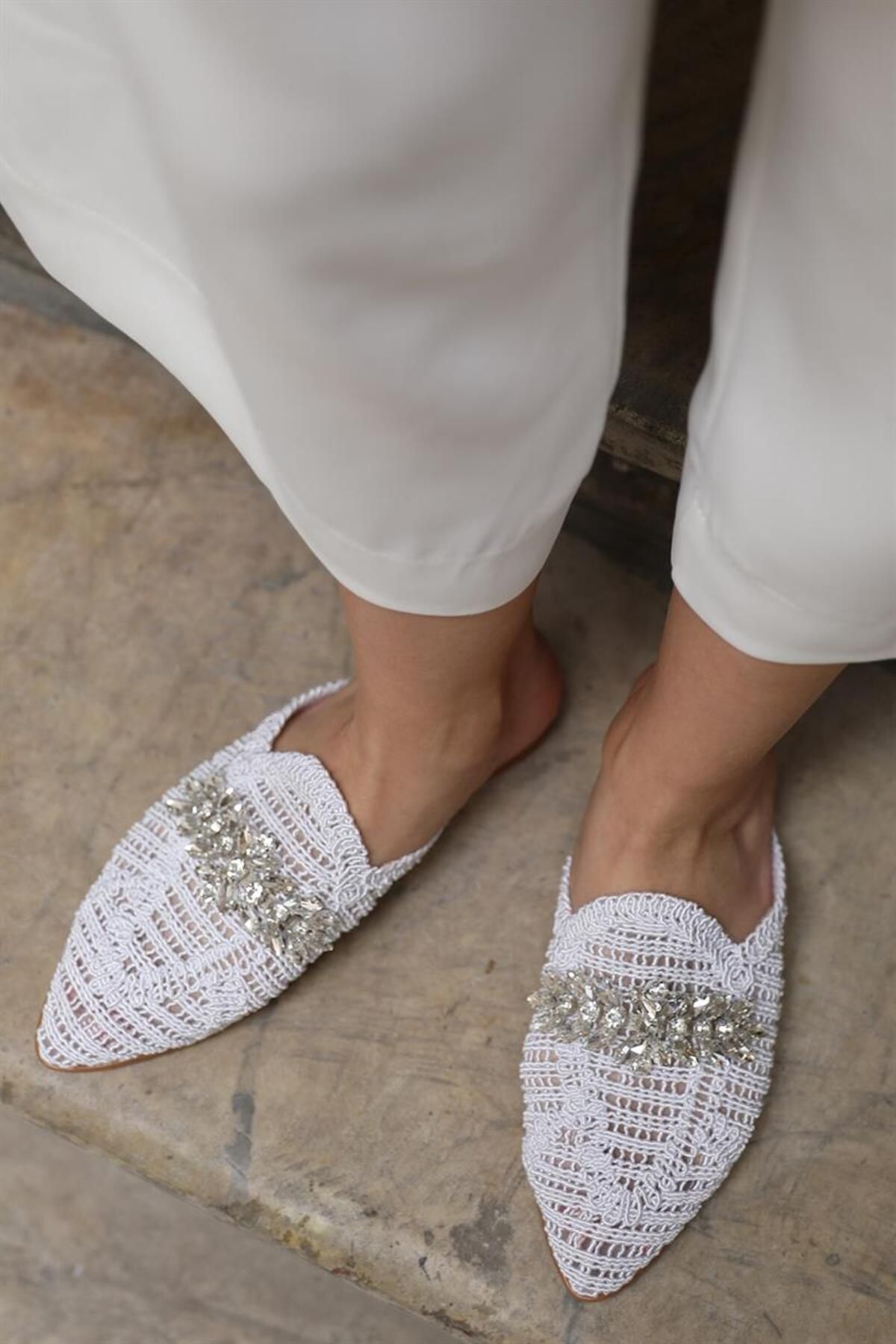 StWenn Kadın Taşlı Terlik  Önü Kapalı Hasır Dantel Örme Çeyiz Günlük Sandalet