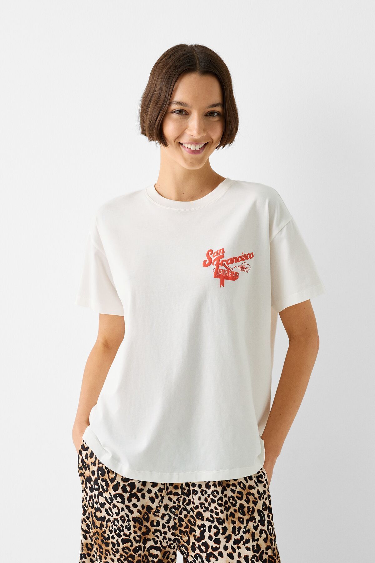 Bershka Desenli kısa kollu oversize t-shirt