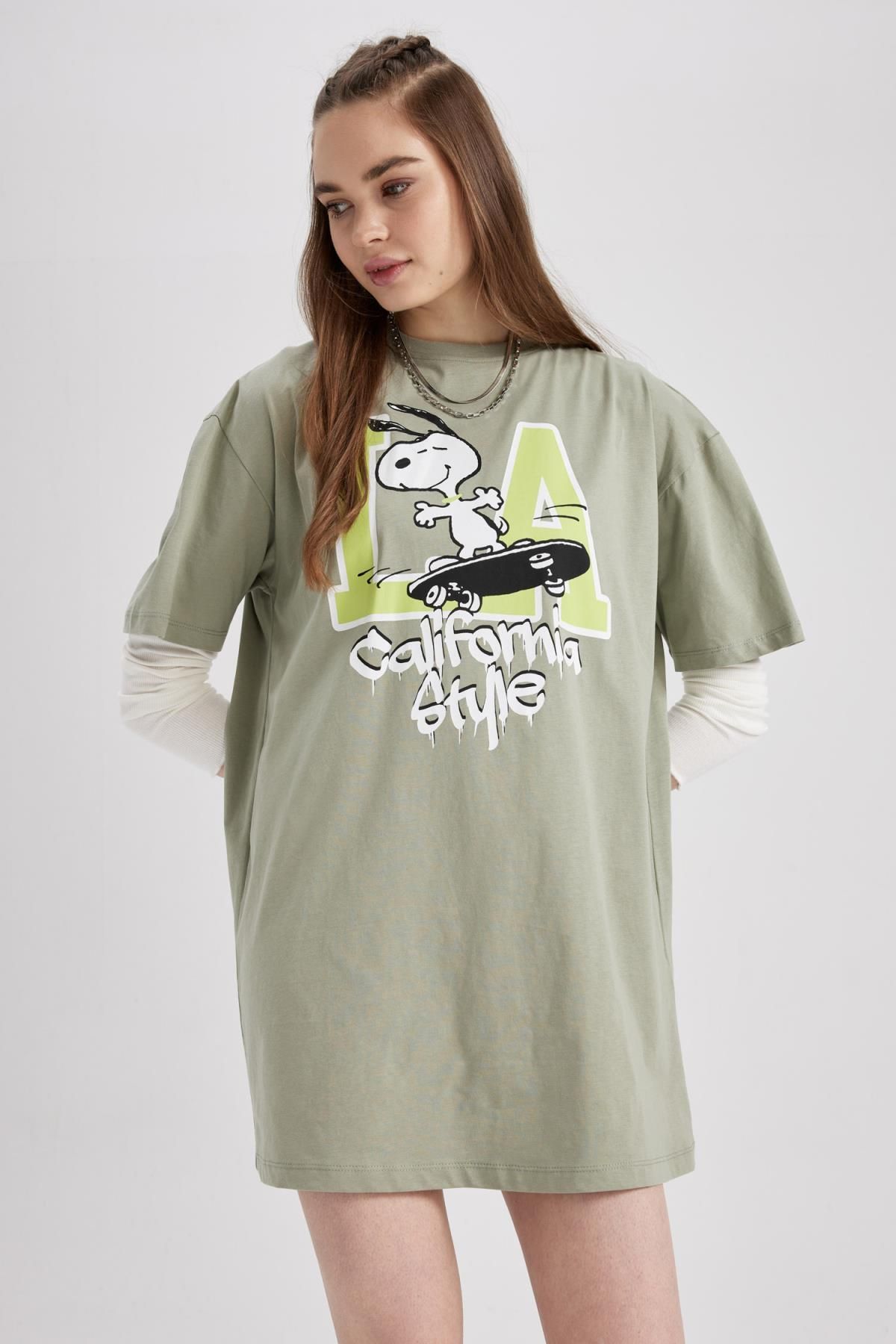 Defacto Coool Snoopy Oversize Fit Penye Mini Kısa Kollu 100 Pamuk Elbise A0731ax23sm