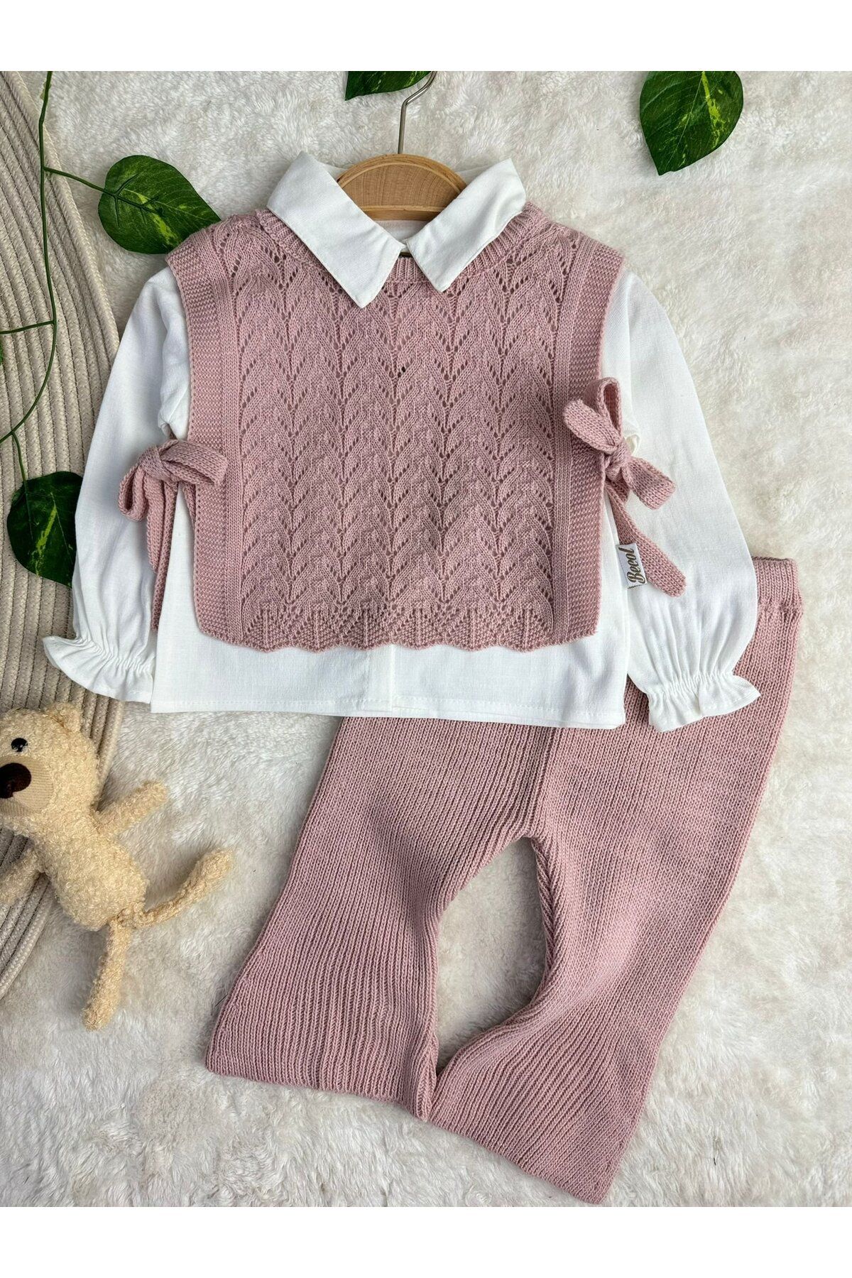 Minizade Amelia Süveterli Gömlekli 3'lü Triko Premium Kız Bebek Takım
