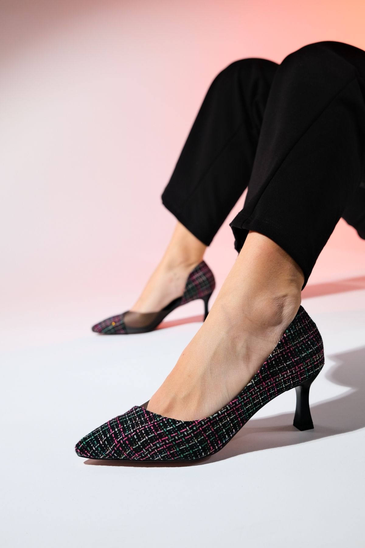 luvishoes CHEVY Siyah Pembe Tüvit Topuklu Kadın Ayakkabı