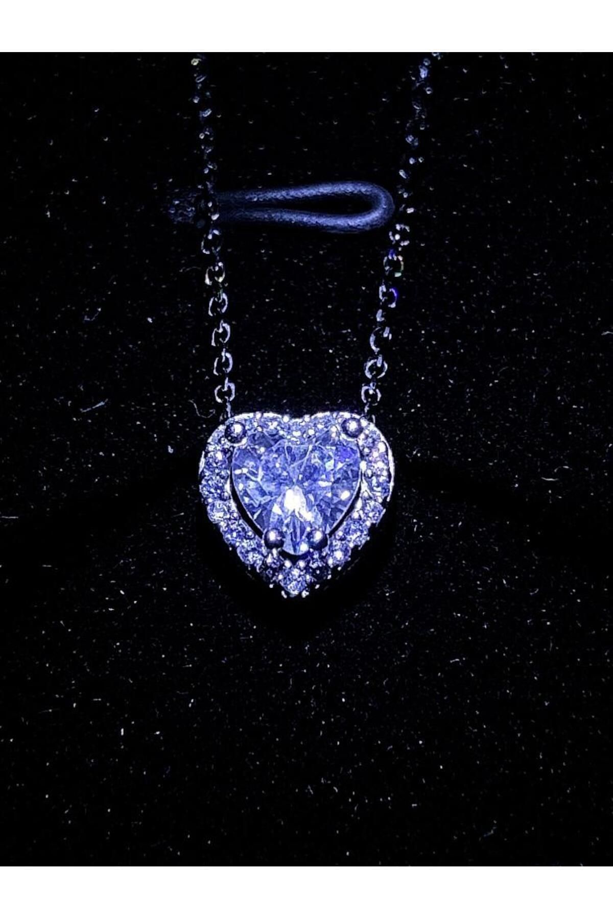 SARIASLAN Işıklı Kutu Rodyumlu Pırlanta Model Kalp Gümüş Kolye, En Güzel Doğum Günü Hediyesi Kadın