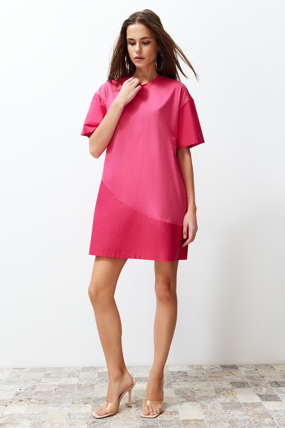 TRENDYOLMİLLA Fuşya Örme Renk Bloklu Dokuma Poplin Detaylı Mini Elbise TWOSS24EL00408