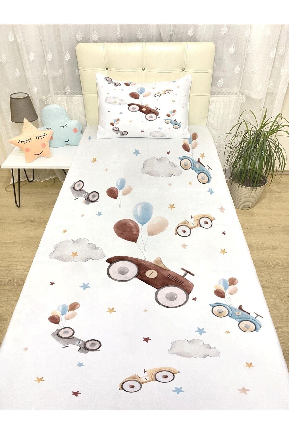 Rual Bebek& Çocuk OdasıUçan Arabalar Desenli Yatak Örtüsü Ve Yastık Kılıfı