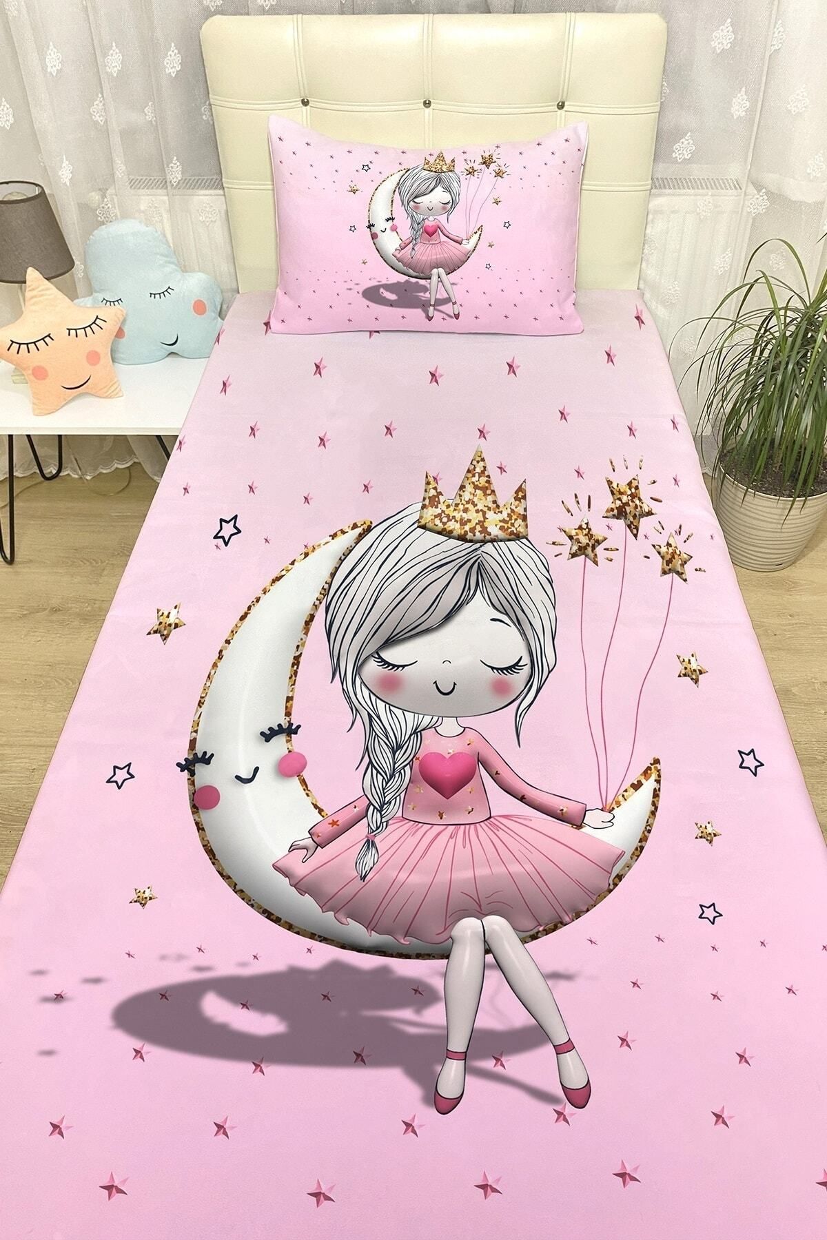 Rual Bebek& Çocuk Odası3 Boyutlu Pembe Ayda Oturan Prenses Desenli Yatak Örtüsü Ve Yastık Kılıfı