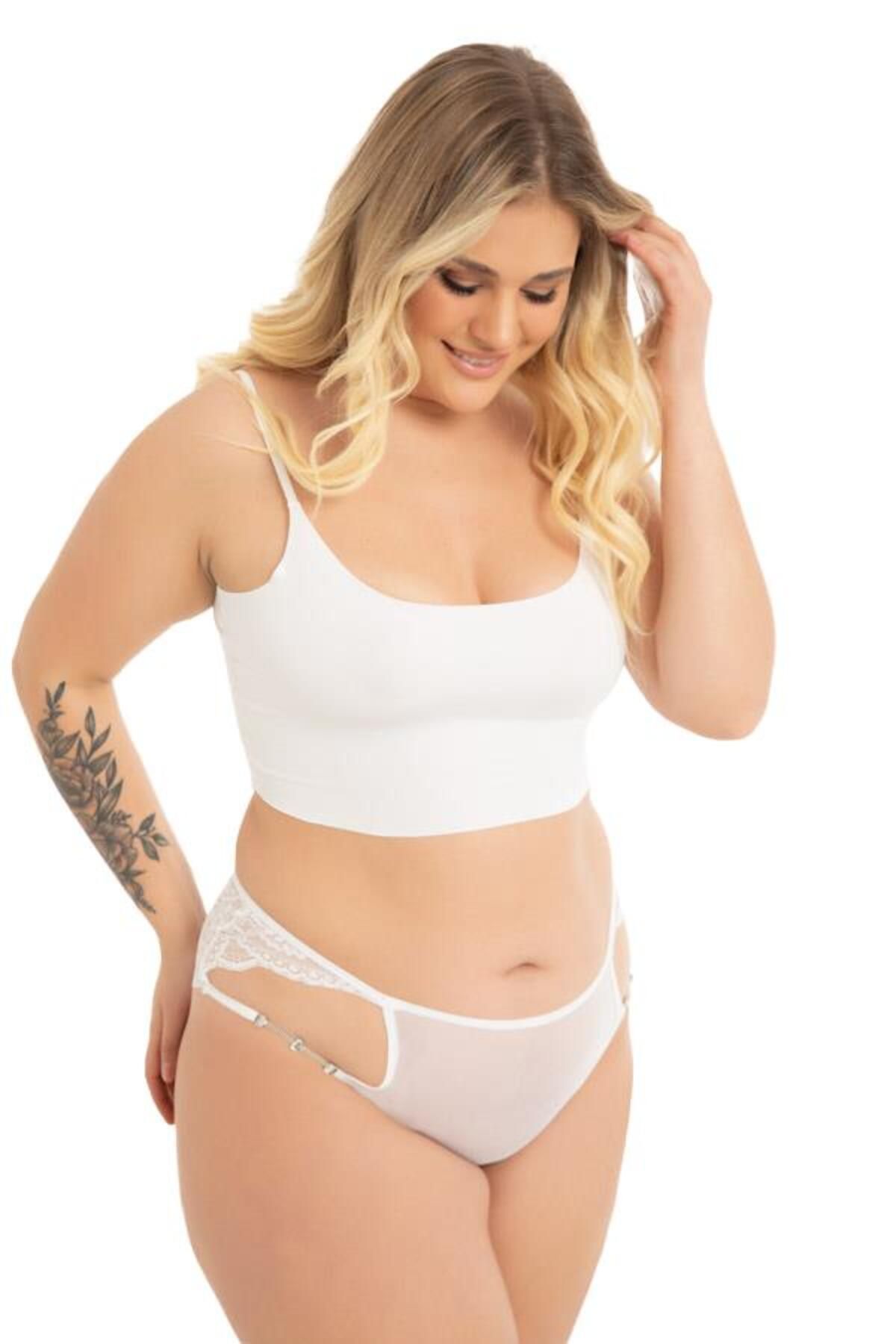Cottonhill Beyaz Transparan Tüllü Dantel ve Zincir Detaylı Büyük Beden Kadın Bikini Külot