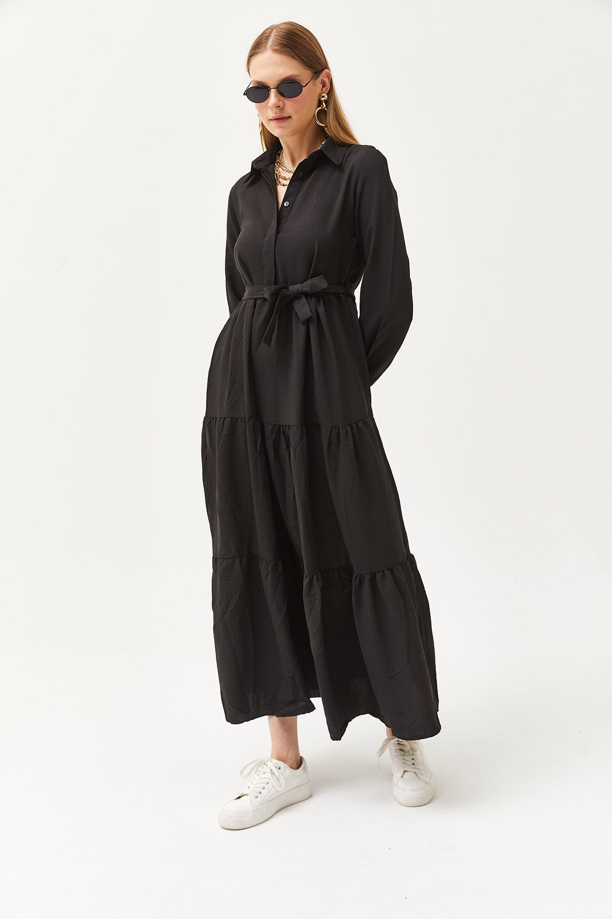 Olalook Kadın Siyah Yarıya Kadar Düğmeli Kuşaklı Maxi Dokuma Elbise TSE-00000001