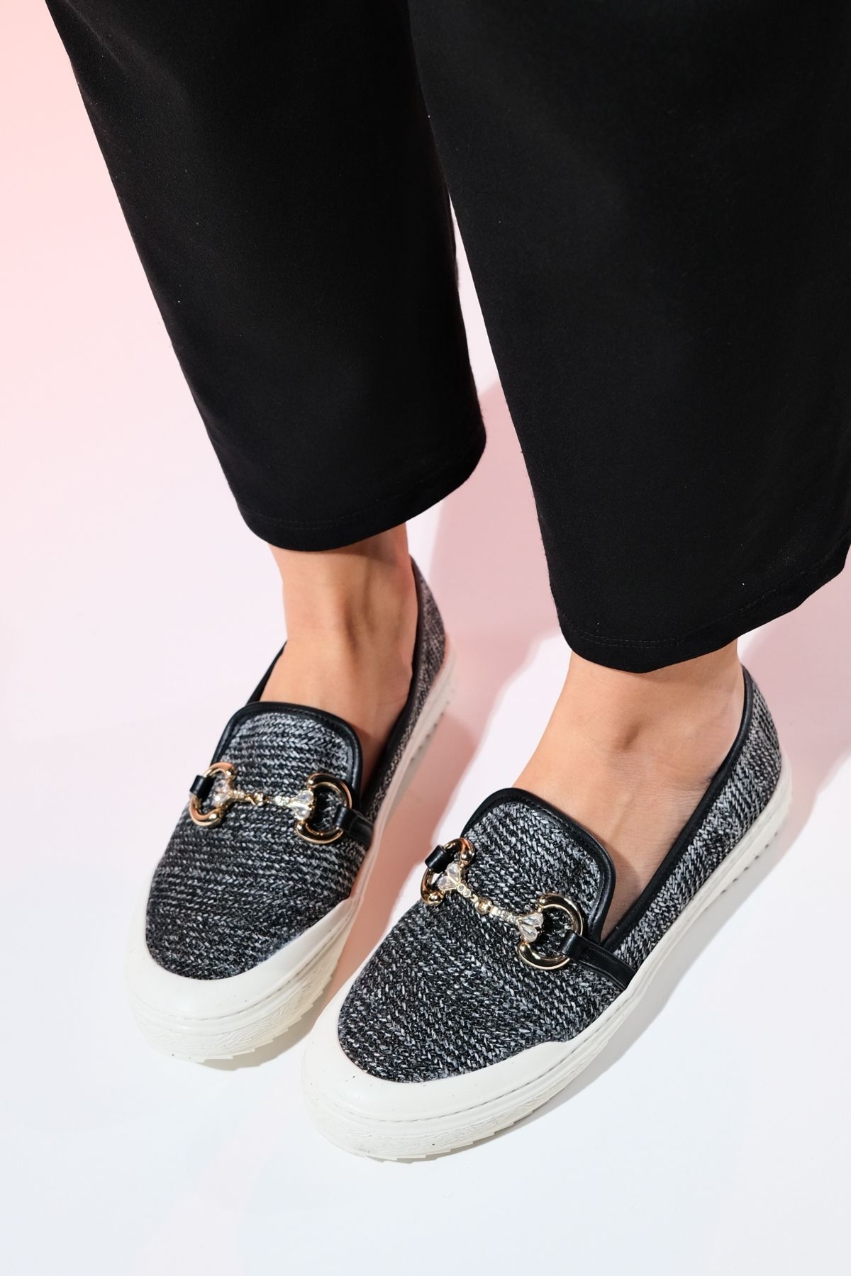luvishoes BARCELOS Siyah Hasır Tokalı Kadın Loafer Ayakkabı