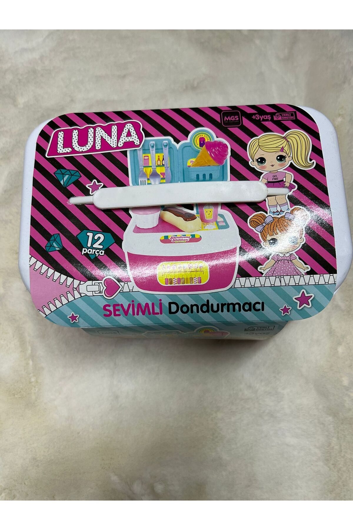 Mgs Luna Sevimli Dondurmacı