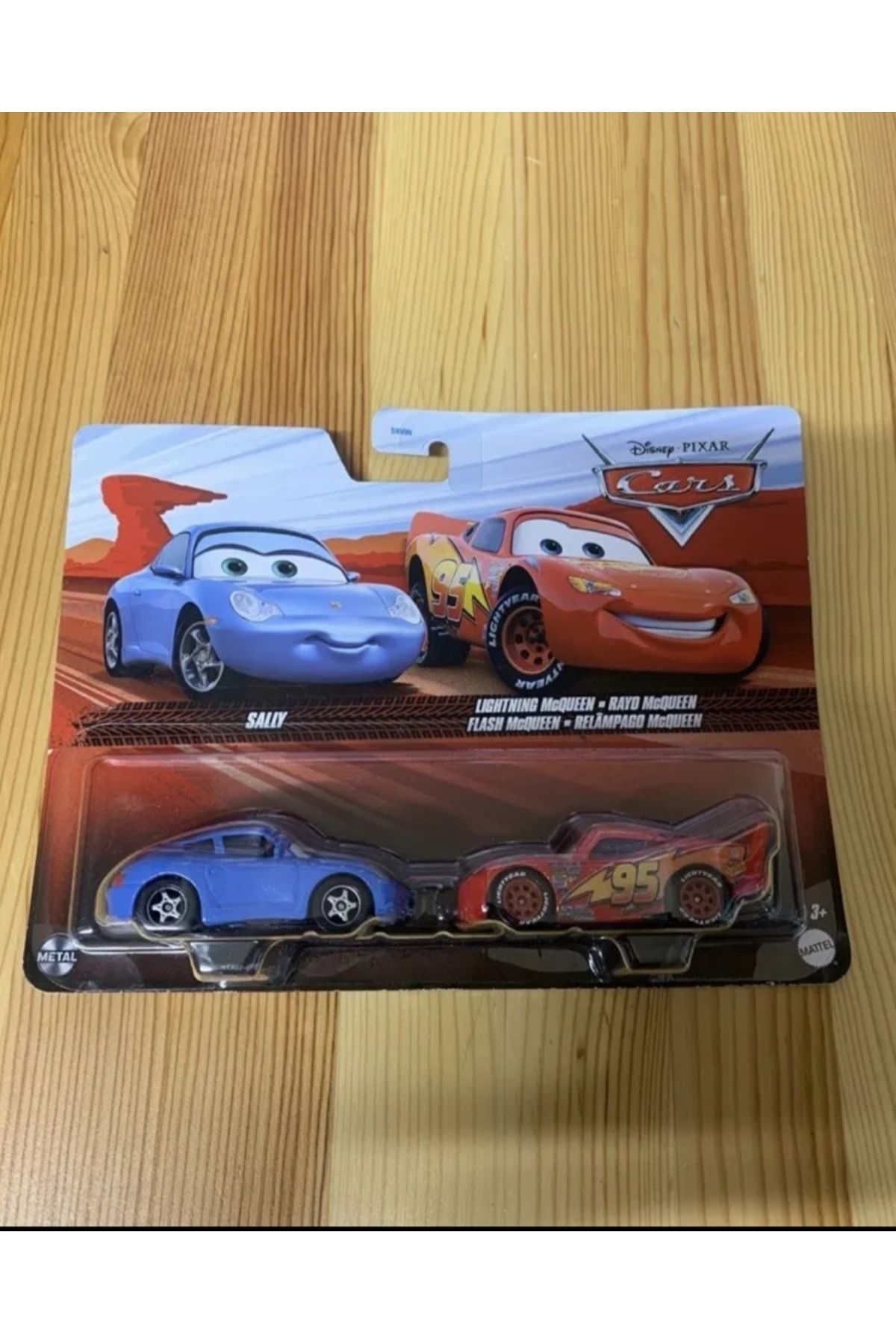 Cars Disney Pixar Arabalar Serisi Sally & Şimşek Mcqueen İkili Paket Koleksiyon Modeli Oyuncaklar