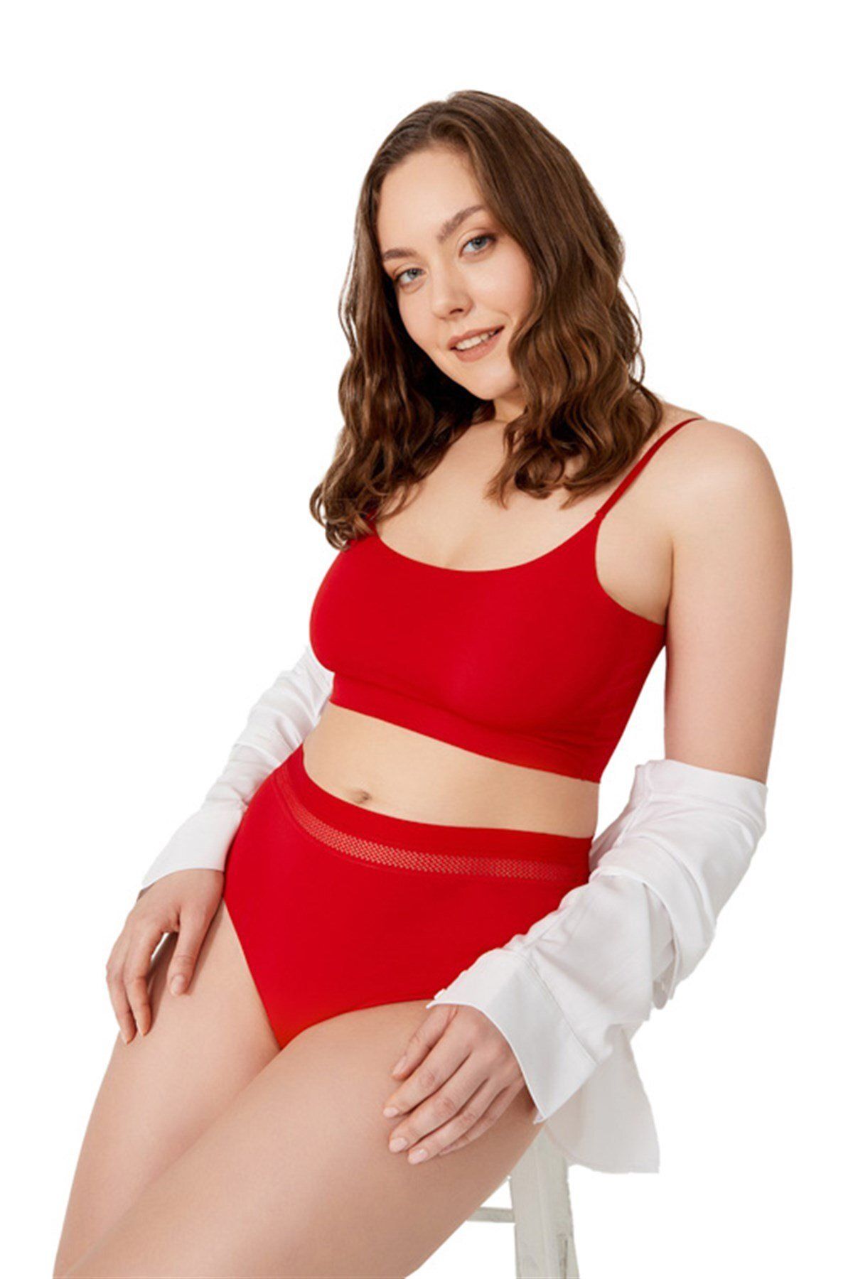 Cottonhill Kırmızı Lazer Kesim Lastik Detaylı Büyük Beden Bikini Külot