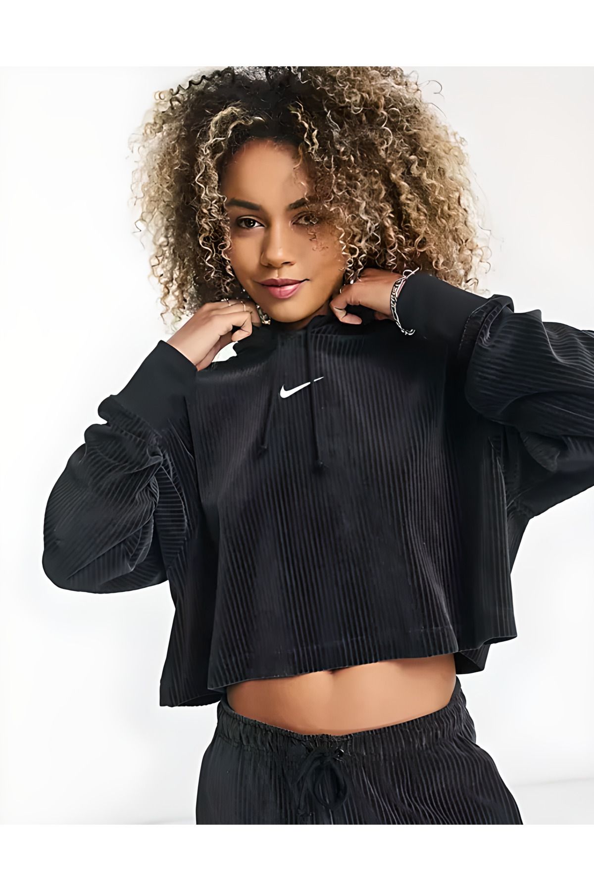 Nike Sportswear Womens Velour Kadın Kadife Siyah Sweatshirt
