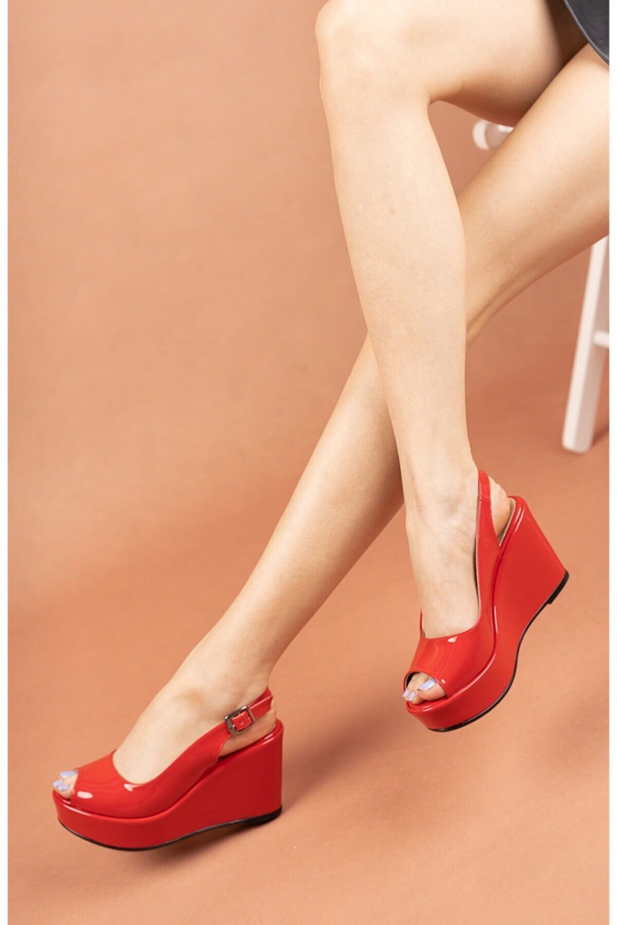 owwox club Juliet; Kırmızı, Burnu Ve Arkası Açık, 9 Cm Dolgu Topuklu Kadın Ayakkabı