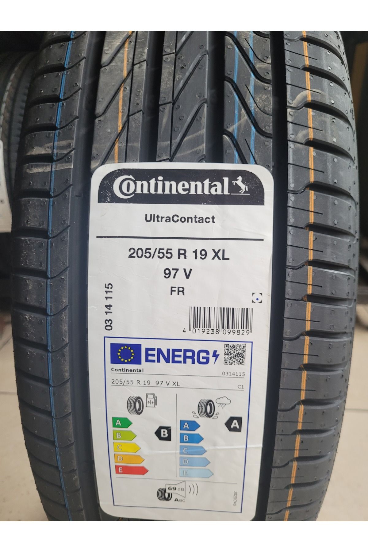 Continental 205/55r19 Ultra Contact 97v Xl Set Olarak (4 ADET) A Serisi 69db 2024 Üretim*