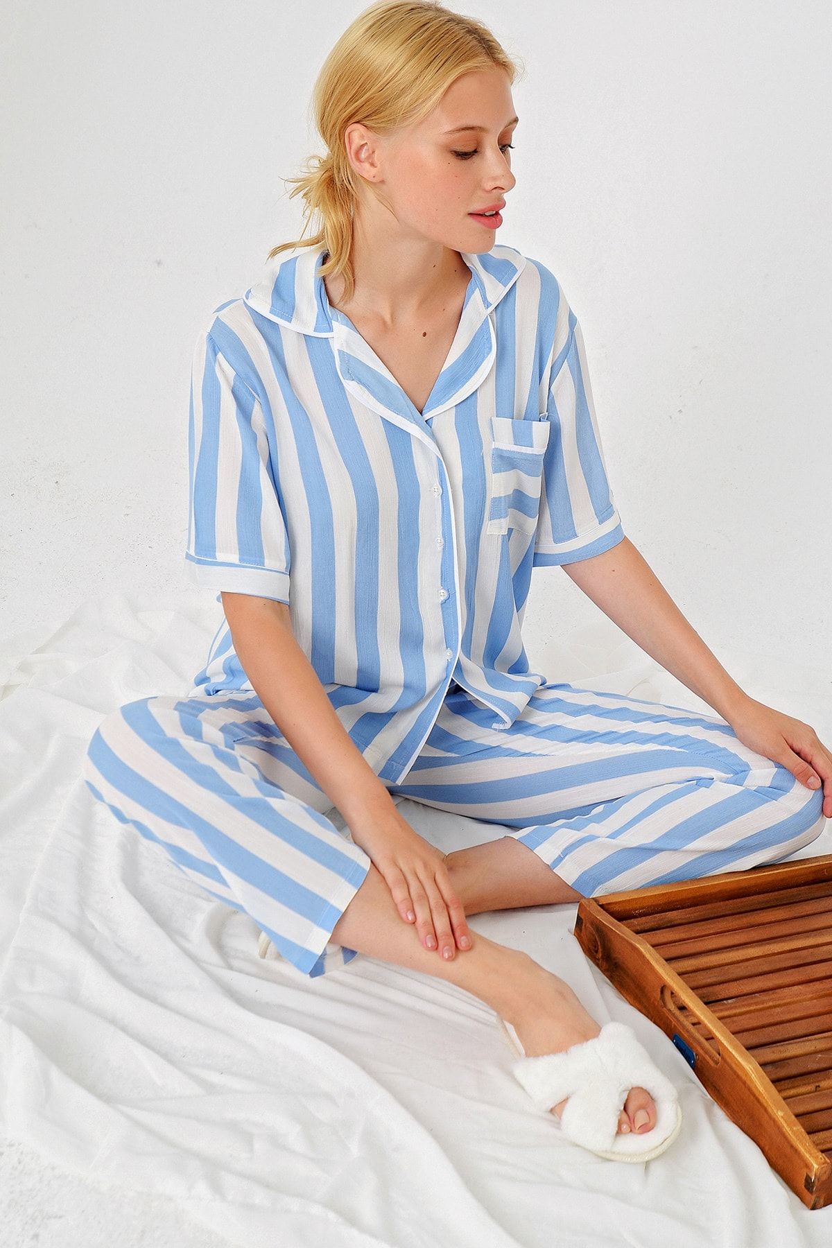 Trend Alaçatı Stili Kadın Mavi Çizgili Gömlek Yaka Pijama Takım ALC-X4801