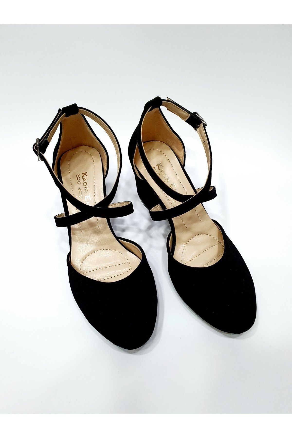 NİLYA Kadın Siyah Yanı Açık Çapraz Bantlı Yuvarlak Burun Ayakkabı