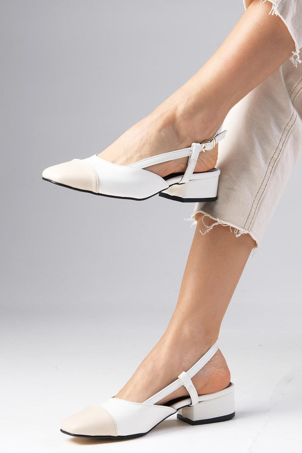 Mio Gusto Hilda Beyaz Renk Arkası Açık Yandan Tokalı Kadın Kısa Topuklu Ayakkabı