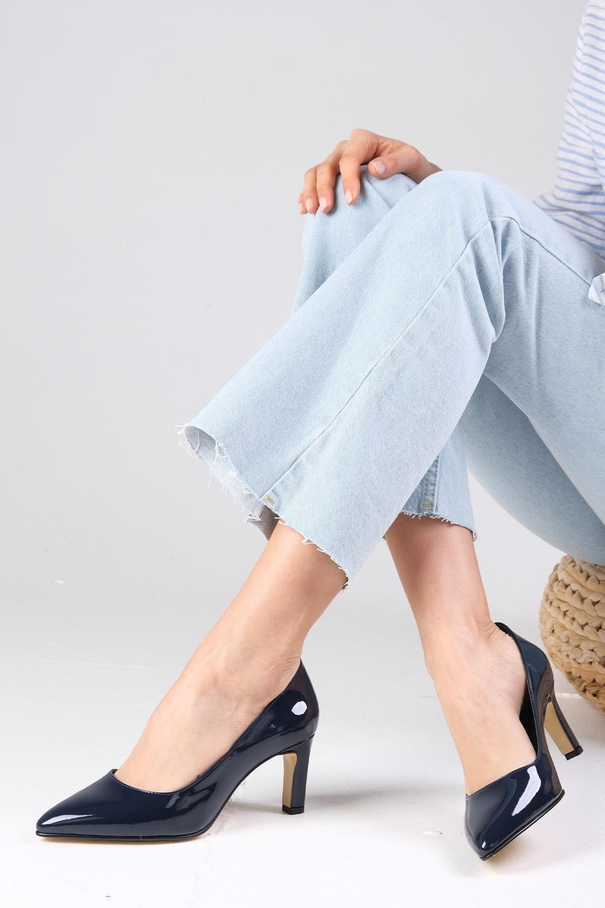 Mio Gusto Lita Lacivert Renk Rugan Kadın Stiletto Topuklu Ayakkabı