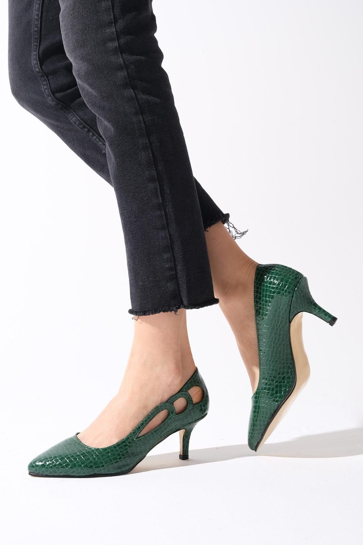 Mio Gusto Marion Yeşil Renk Kadın Kısa Topuklu Ayakkabı