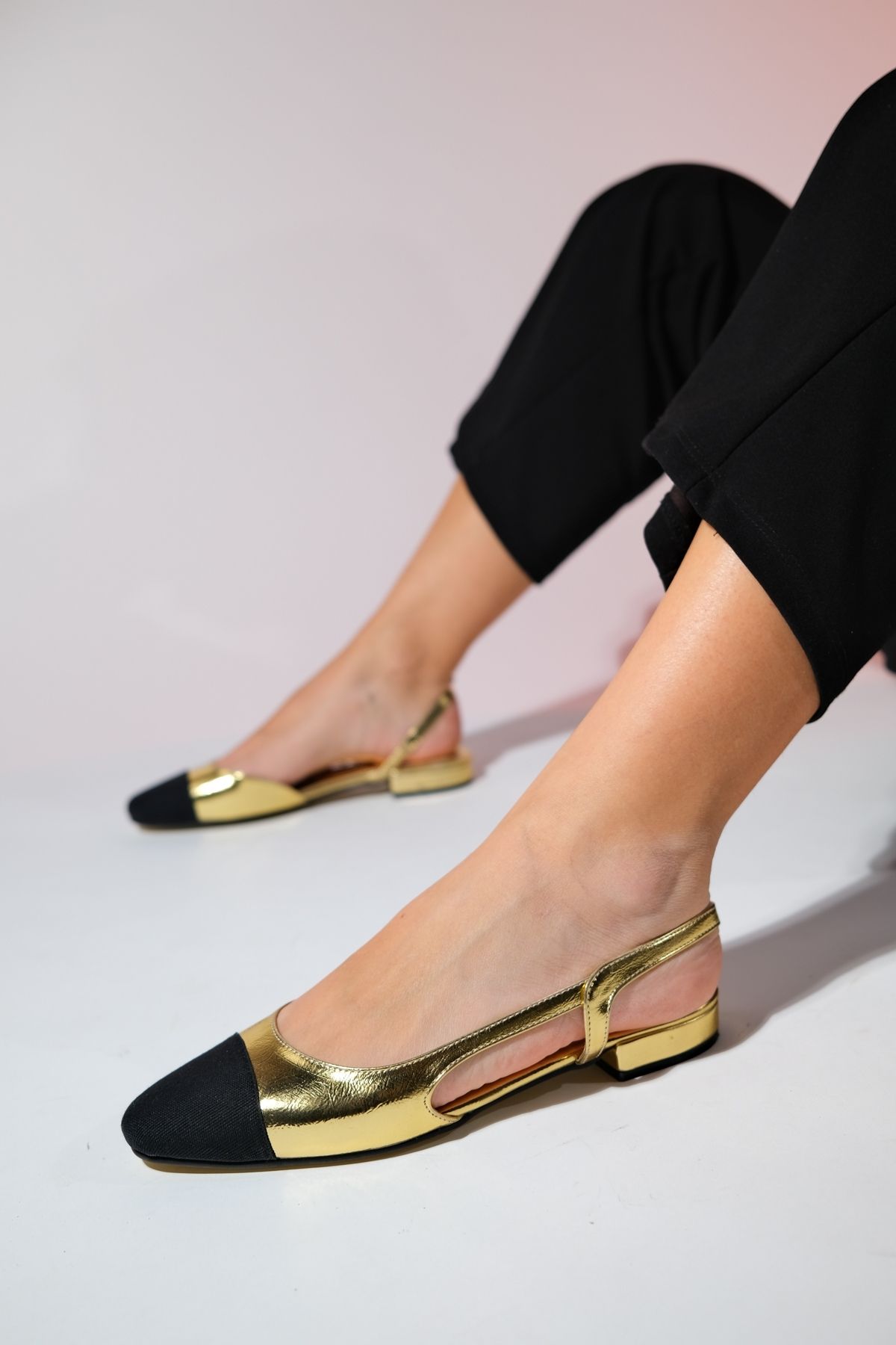 luvishoes LUJO Altın Kadın Arkası Açık Düz Babet Ayakkabı