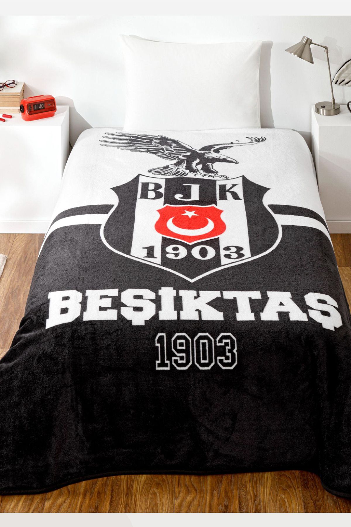 Zorluteks Beşiktaş Kara Kartal Battaniye