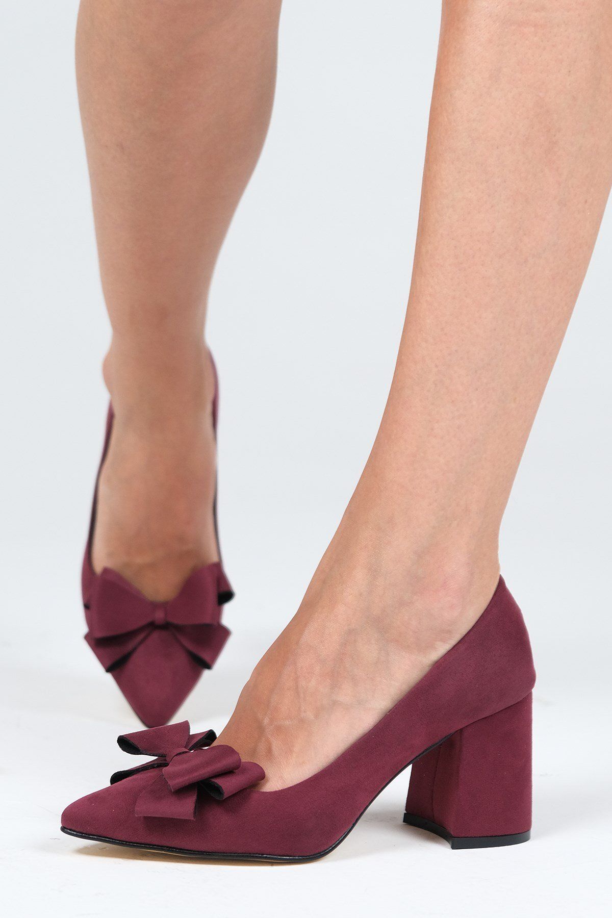 Mio Gusto Liz Bordo Renk Süet Fiyonk Aksesuarlı Kadın Topuklu Ayakkabı