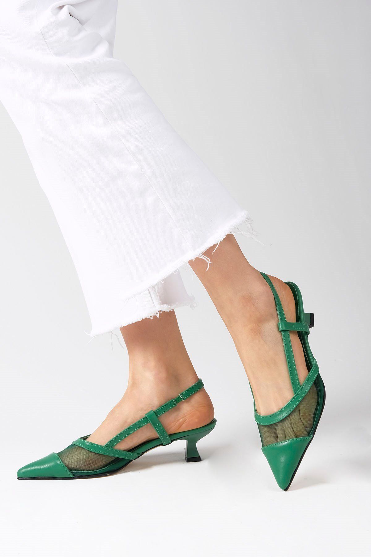 Mio Gusto Diane Yeşil Renk File Detaylı Arkası Açık Kısa Topuklu Kadın Ayakkabı