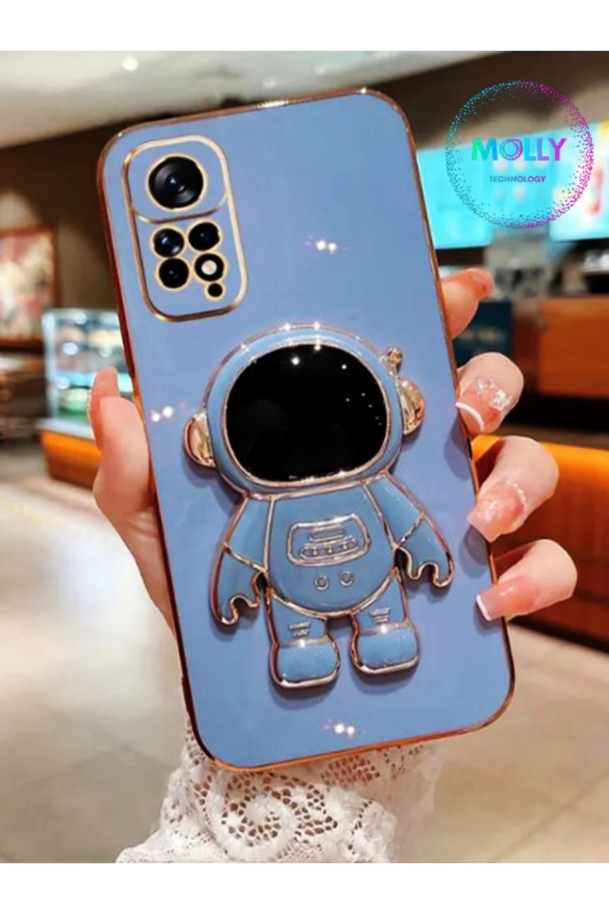 Molly Xiaomi Redmi Note 11s İçin Petrol Mavisi Astronot Standlı Kenarları Gold Detaylı Lüks Silikon Kılıf