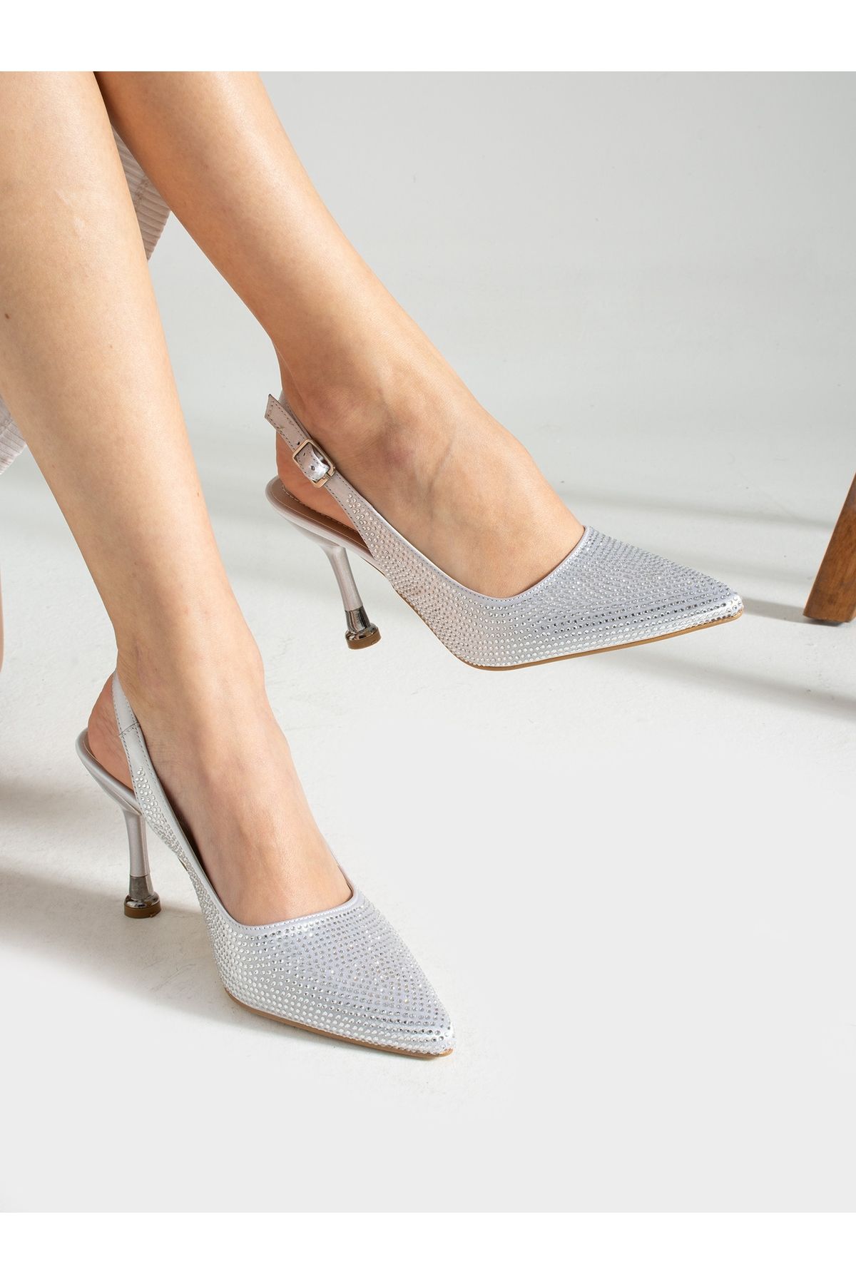 Alemdar Shoes Gümüş Taş Detay Topuklu Kadın Ayakkabı