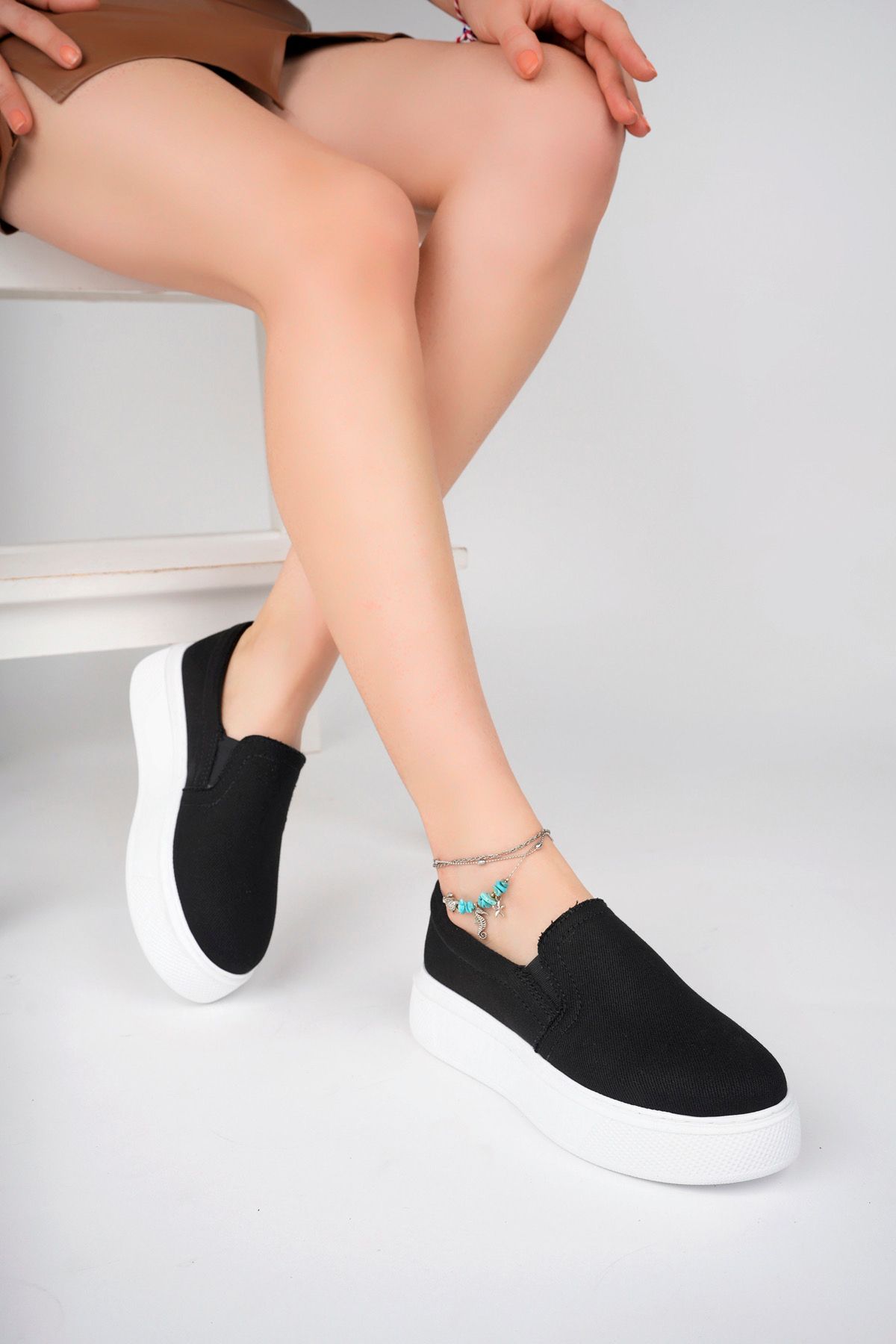 meyra'nın ayakkabıları Kadın Siyah Düz Sneaker