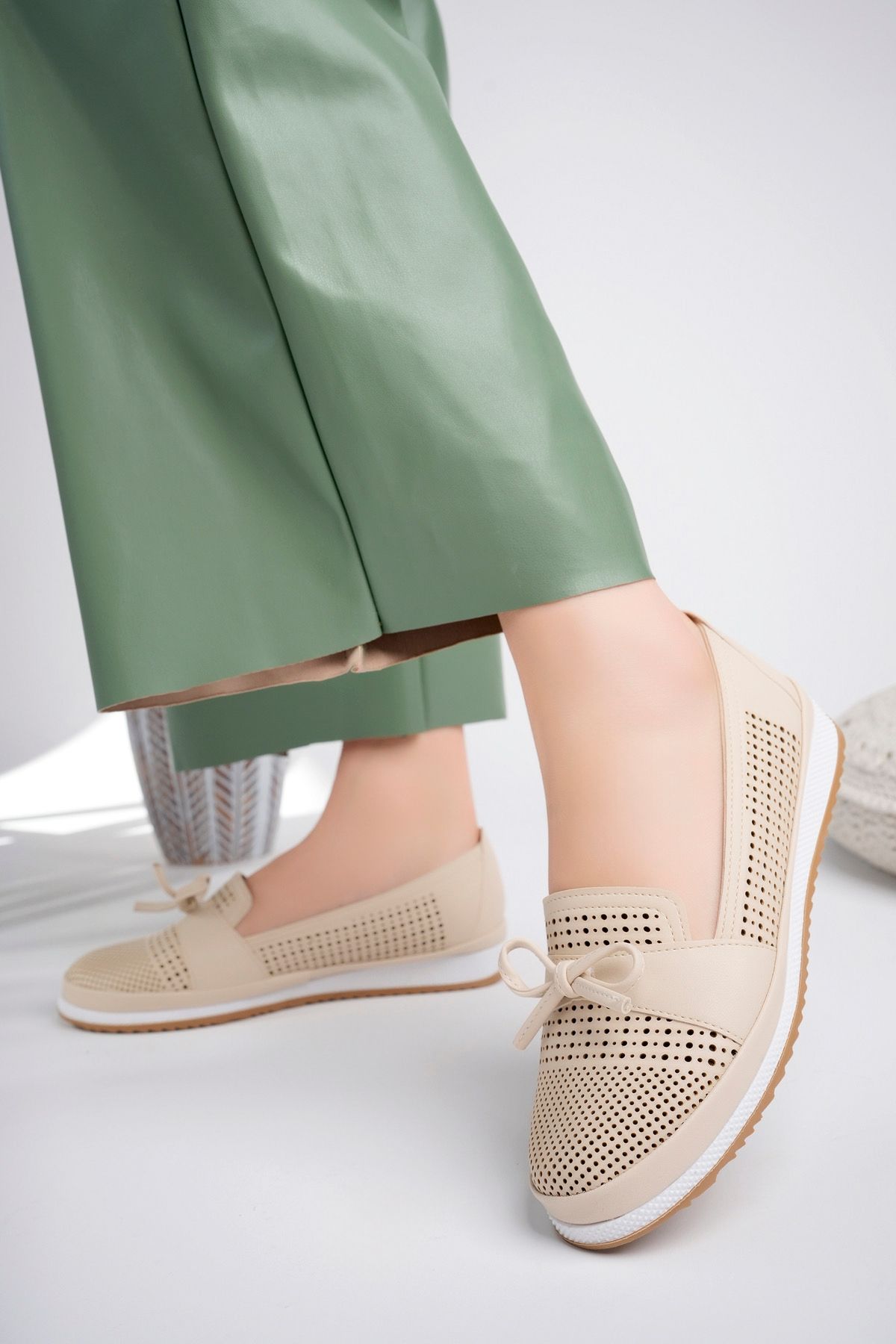 StWenn Tam Ortopedik Ayakkabı Anne Ayakkabı Günlük Ayakkabı Klasik Ayakkabı Krem