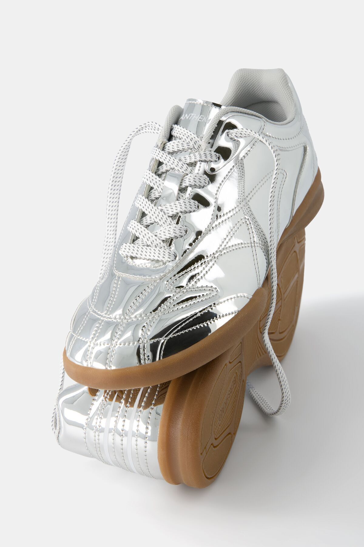Bershka Krampon model spor ayakkabı