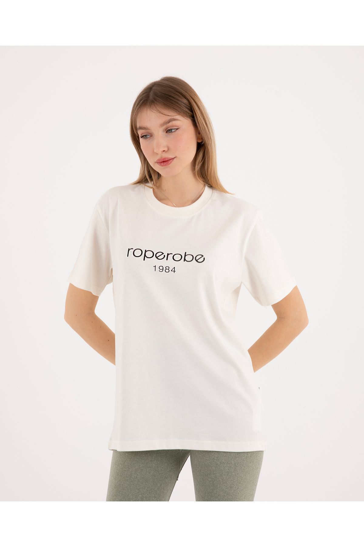 Roperobe Regular Unisex Bisiklet Yaka Kırık Beyaz T-Shirt | Roperobe 1984
