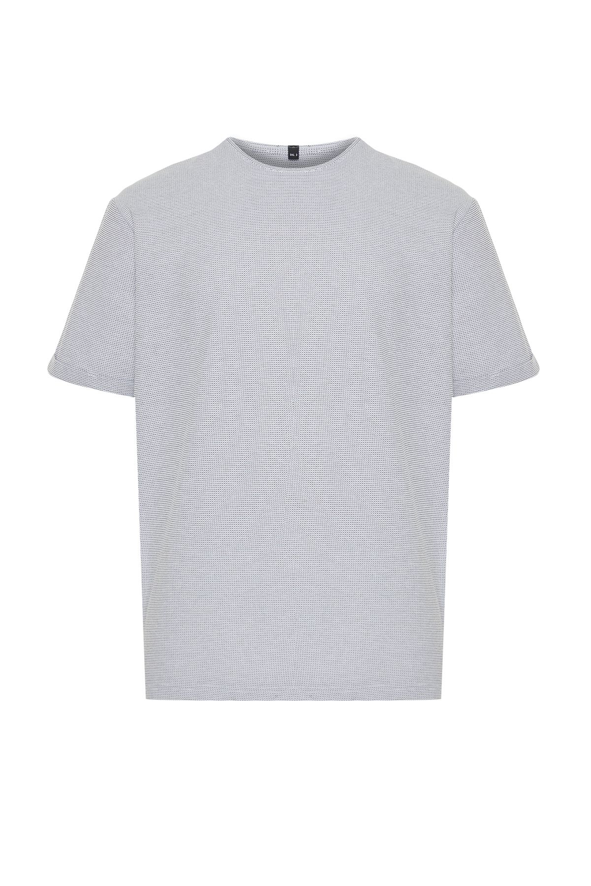 TRENDYOL MAN Büyük Beden Beyaz Regular/Normal Kesim Dokulu T-shirt TMNSS24BF00061