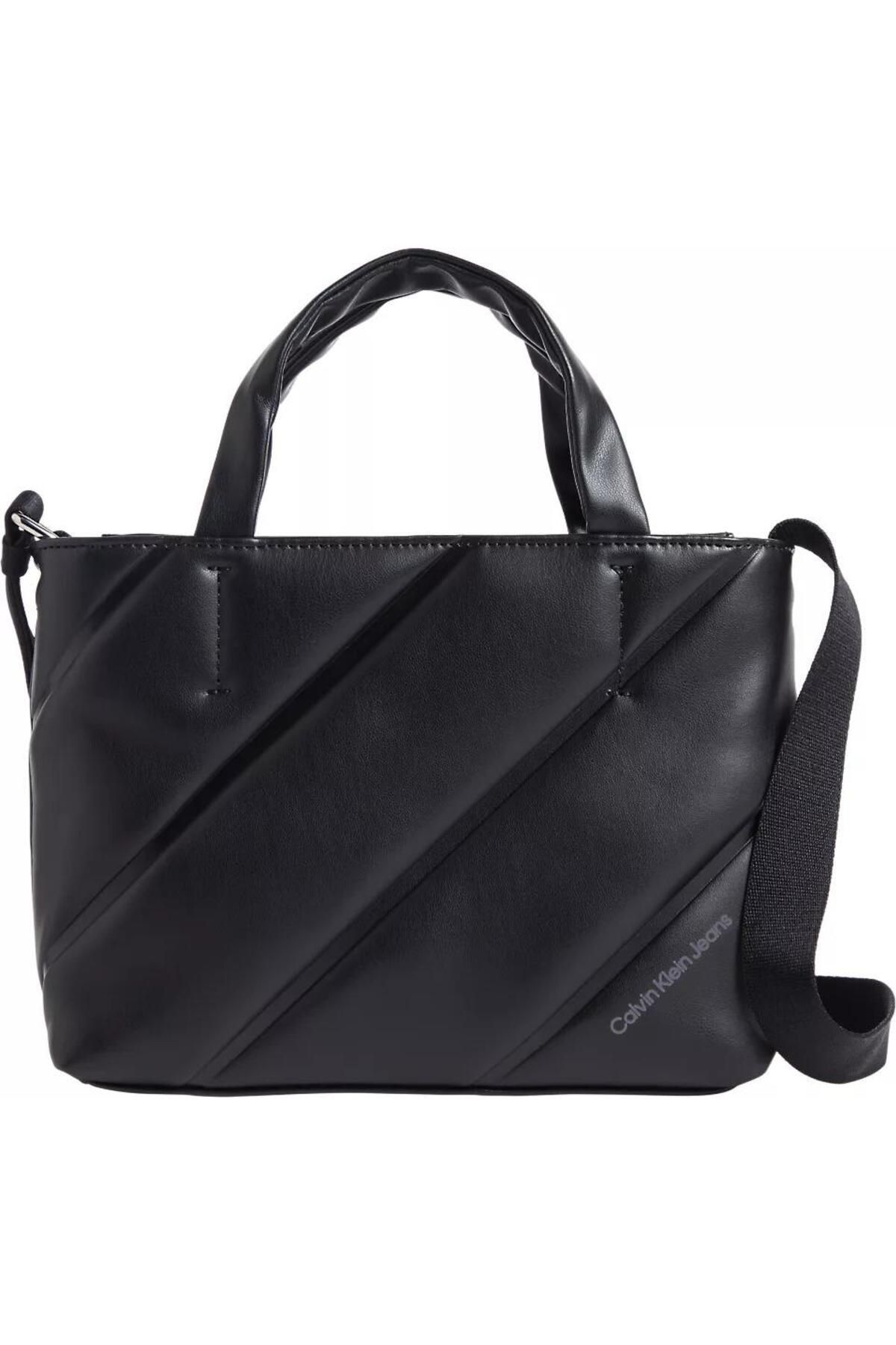 Calvin Klein QUILTED MICRO EW TOTE22