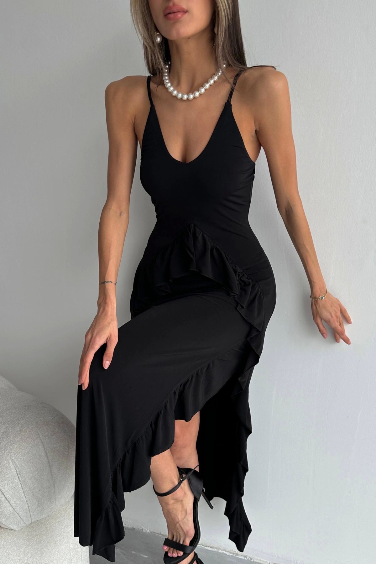 Eka Kadın Siyah Fırfırlı Askılı Elbise 1009-0873