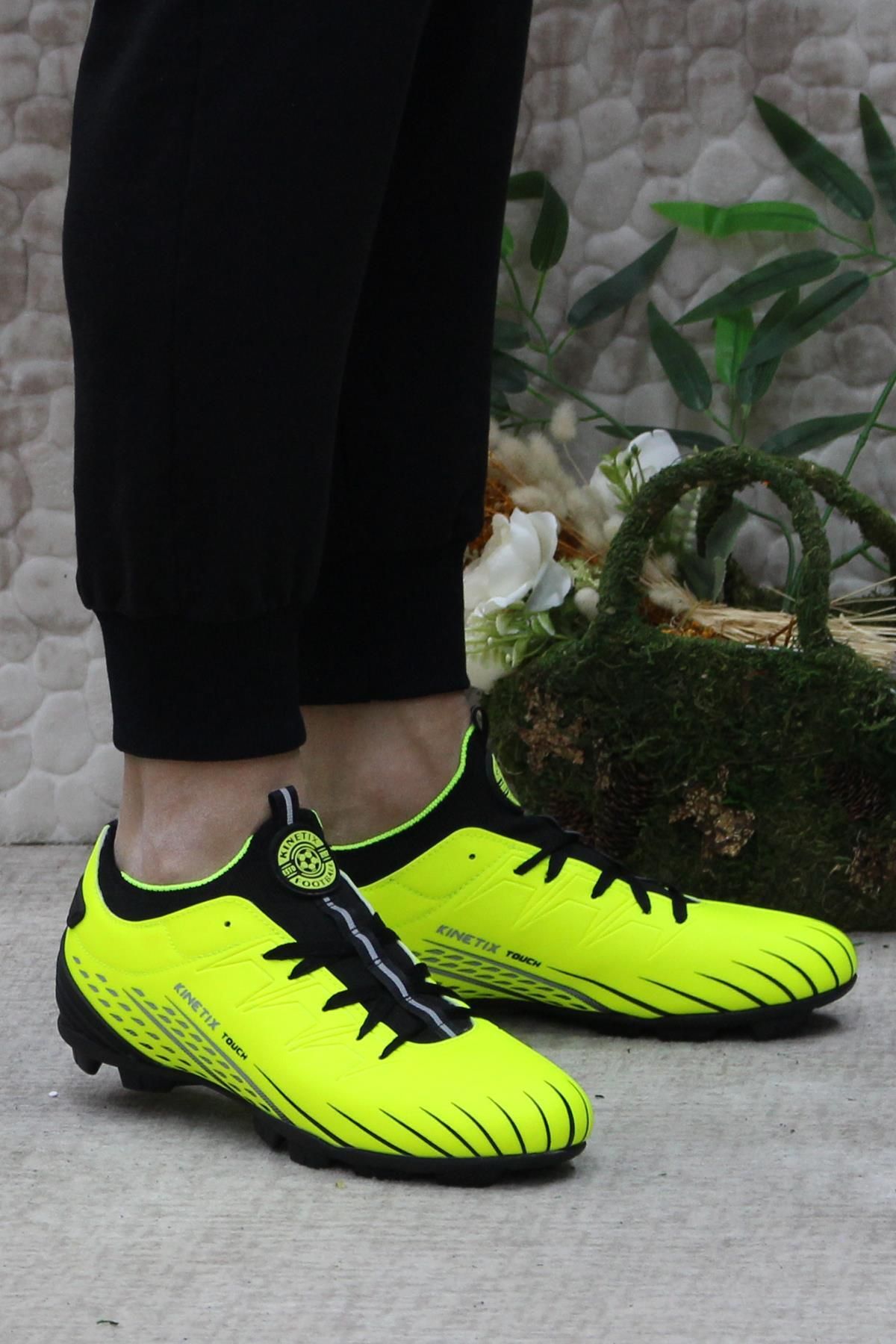 Kinetix Touch AG Sarı Siyah Orijinal Ürün Çim Saha Halı Saha Krampon Futbol Ayakkabı