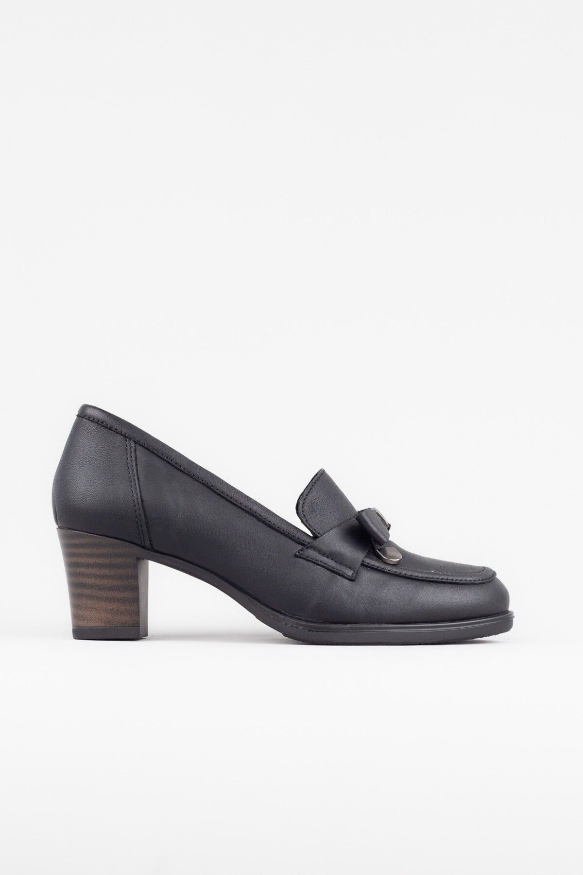 Mammamia Hakiki Deri Fiyonk Detaylı Klasik Topuklu Ayakkabı