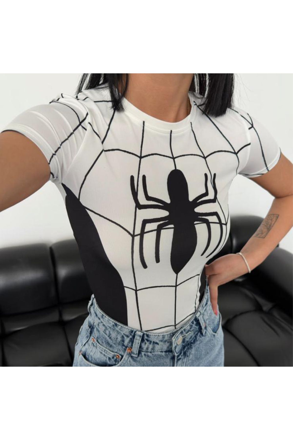 Köstebek Beyaz Spider y2k Cosplay Kısa Kollu Crop - STİLLEX