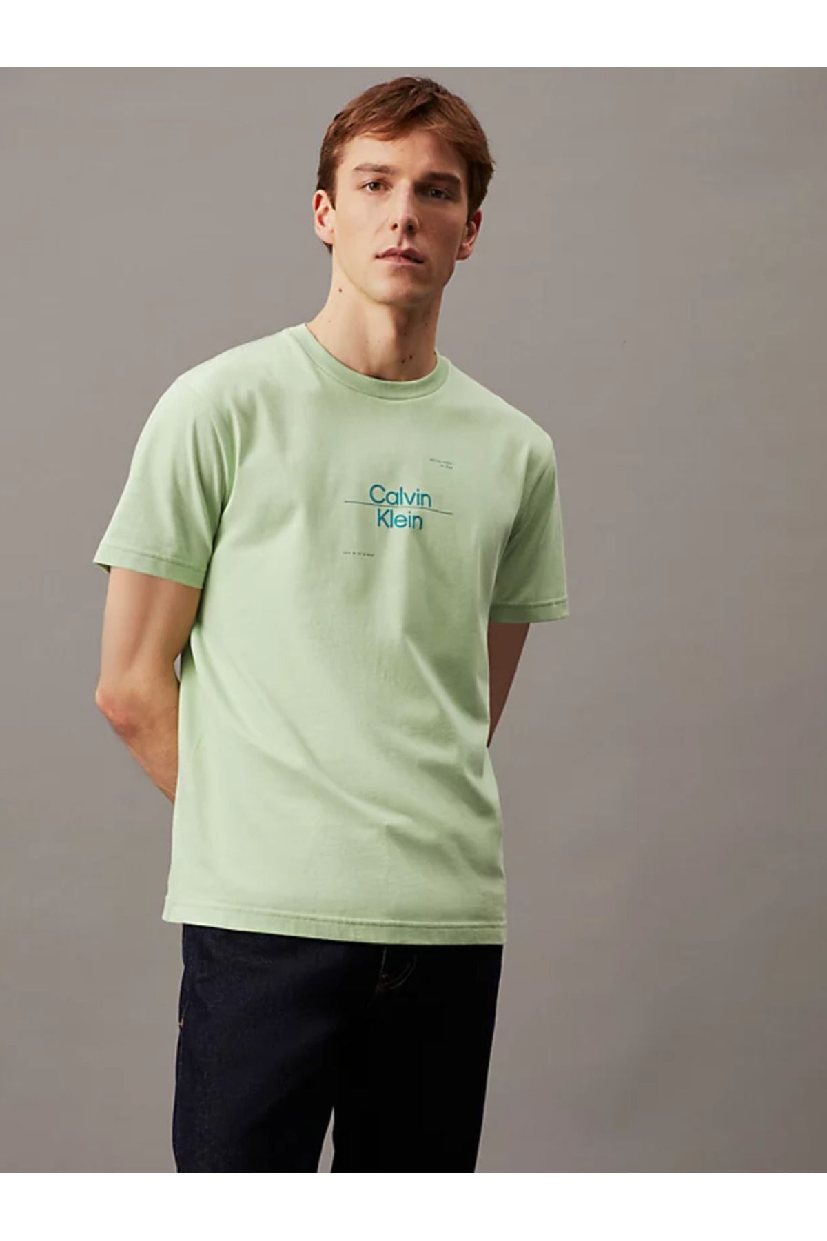 Calvin Klein Linear Graphic T-Shirt